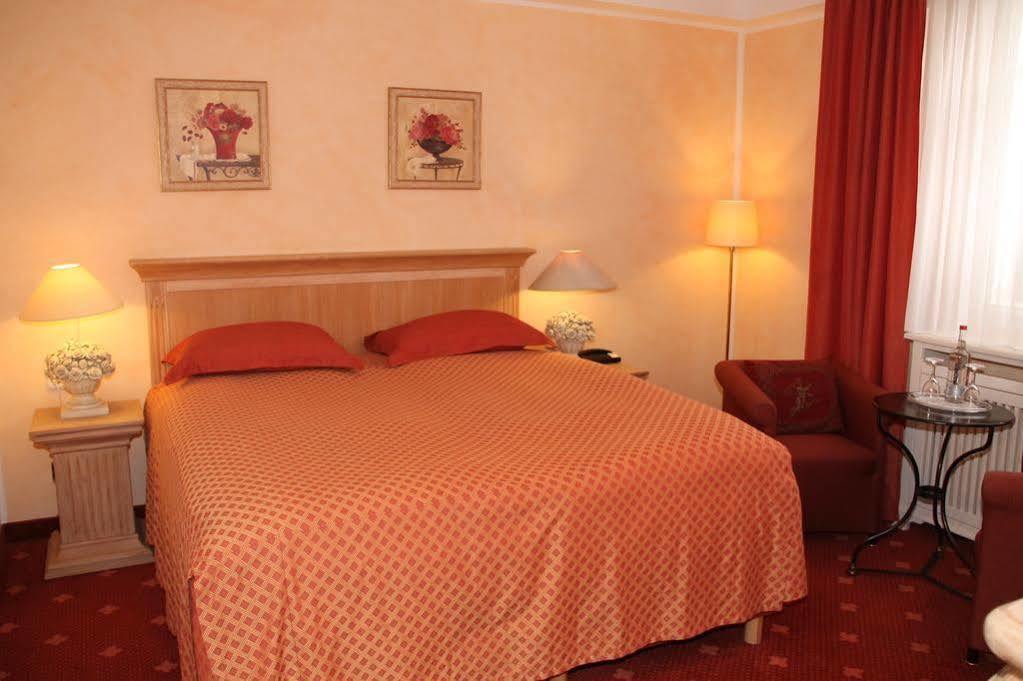 Romantik im Hotel Villa Röhl Timmendorfer Strand Exterior foto